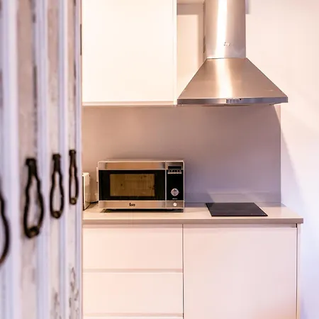 Fabrica 55 With Ac, View And Elevator * Porto