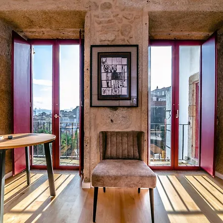 Fabrica 55 With Ac, View And Elevator Porto